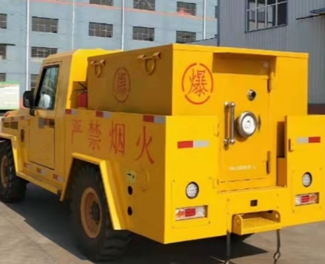 龙城爆破器材运输车专用功能